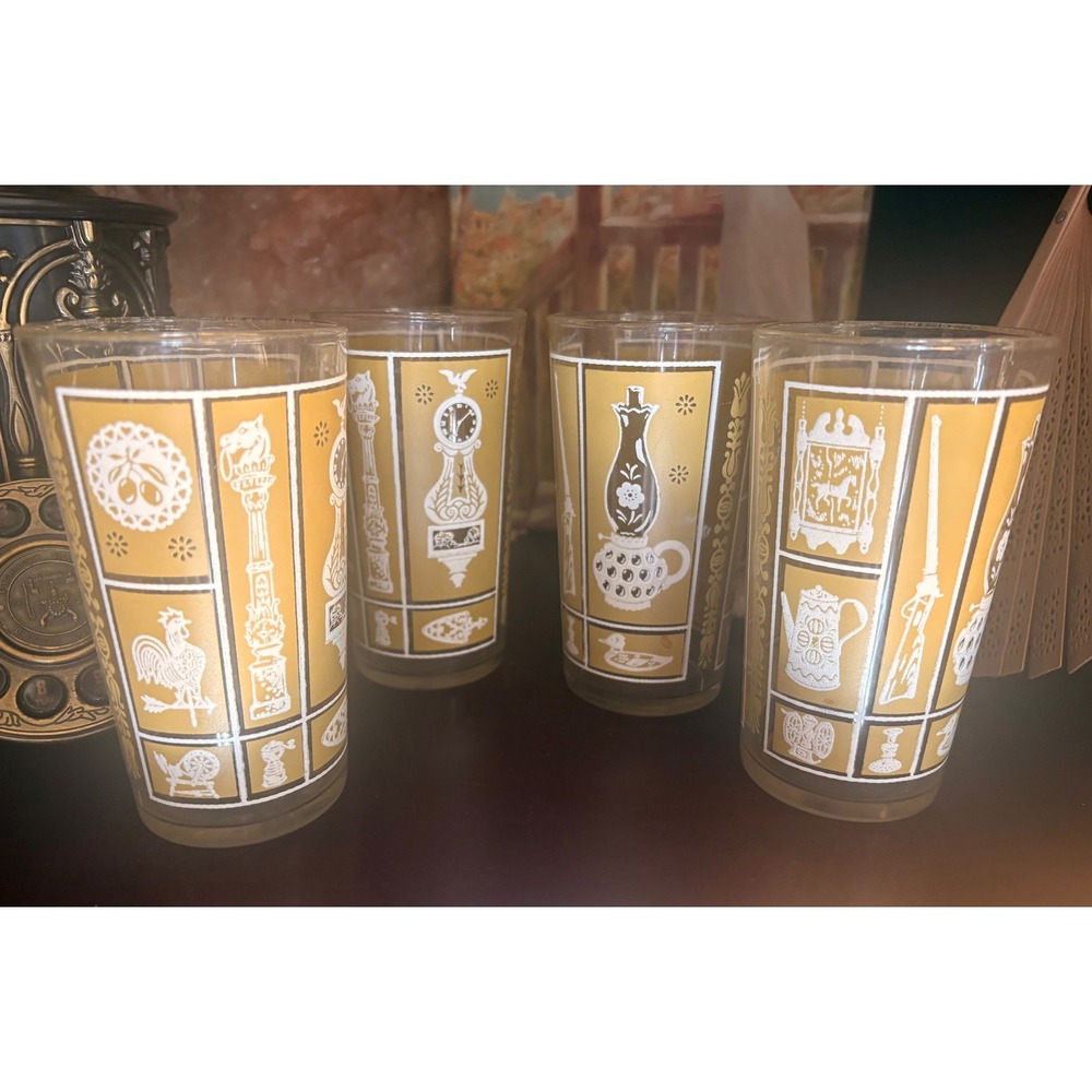 Vintage Libbey Currier Ives Yellow Drinking Glasses Set of 4 Colonial MCM